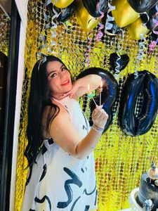 kiana_cream One more year, lots of reasons to smile. ✨ Pic 2