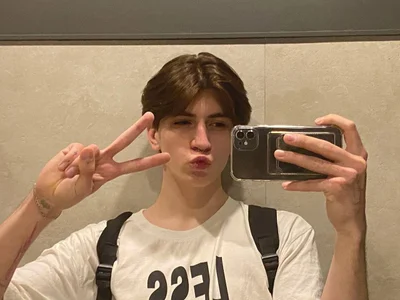 Oliver_star_boy_ Public 사진 3