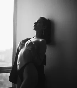 Ciielo_777 🤍sexy black and white 🖤 Immagine  9