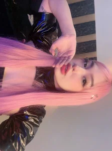 Mk_ultraa látex babe টি ছবি