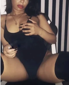 AriesBaddiee_ Public Pic 6