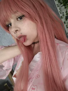 Blossom_Anna a cute girl with freckles 圖片