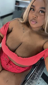 Niicol_Jenner Public Pic