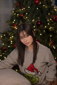 GigiLee_ Beautiful December ⭐ slika 2