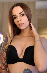 ItsAlisia Public Immagine  7