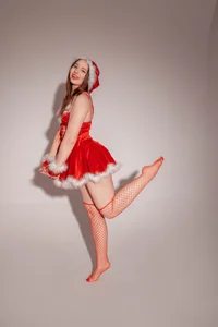 maltii_evans happy holidays Poză 2