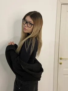 Public de OraliaTumbleston Foto 3