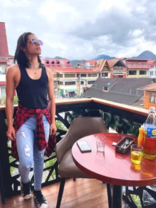 TylerBloom Hey i am Taylor <3  4টি ছবি