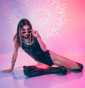 miss___angel: Let yourself be excited by the rhythm of my caresses ( фото)