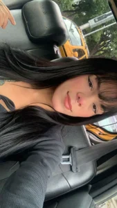 Abusive_cousinのPetite and naughtyの枚の写真