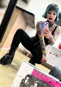 shes_creepy Horror Punk FAN 🩵 slika 4