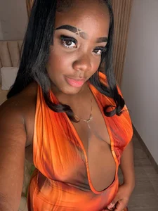 BIG ASS in Dress🥵🍑 de Kik1Rose  9 Imagens