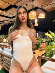 RebeccaBaxter Sweet evening on the rooftop Pic 3