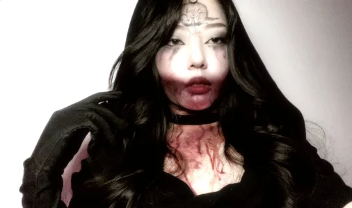 Zdjęcia WonderMira The vampire is here.: 