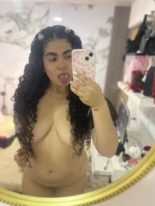 Yassy_11 Naked in my room for you💋😍 Εικόνα 2