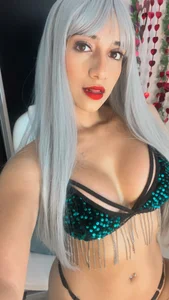 UrNewFantasy Jazmine grey 🩶 Pic 8