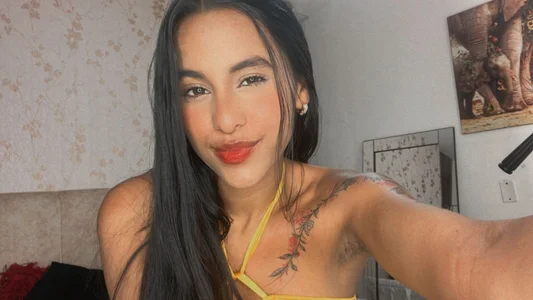 Beautiful, smiling in a yellow swimsuit 💛 ภาพเซ็กส์ 3 รูปของ RubyMonroe_