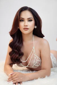 Midnight_Oasis "The pearl is the queen of gems and the gem of queens🐚✨ Gambar 4