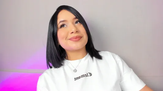 pretty face de HannaKarson  3 photos