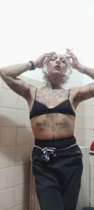 SHARONLATINITALY Sharon video hot perra en la cama Pic