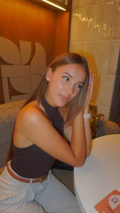 AshleighGrovier Public Pic 3