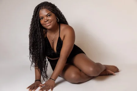 Naomi_Jackson_ Public slika 2