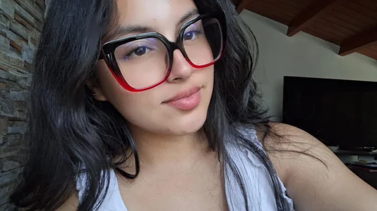 Crystal_Moom kullanıcısının FANTASTIC GIRL albümü -  5 fotoğraf