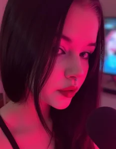 PinkSharky Public Foto