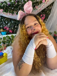 JenaCooper_ Sweet Easter Moments 🐰❤️ Pic 4