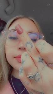 sedatedshay: Public ( 8 фото)