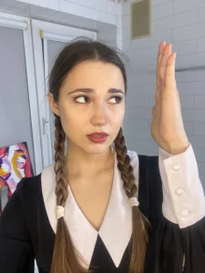 LeenaPuita What episode do you think I'm from? Pic 3