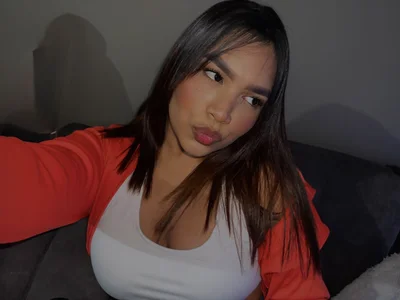TaamaraSmith CASUAL Billede