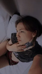 StacyTakata New day - new stream :) sorry without Ellie, she's sick :((( Pic 6