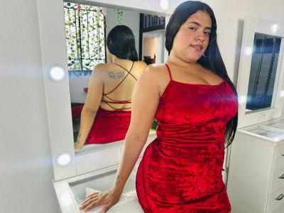 Selenegomezz Silence ... but with malice included 사진 4