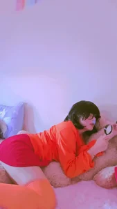 Morganitaz tu velma tierna y traviesa Foto 2