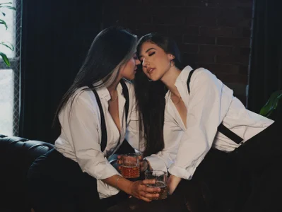 Sarajonnes4 Marcy&Sara зображення 3