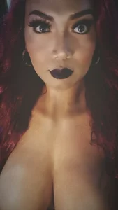 QueenTsRein Public Pic 5