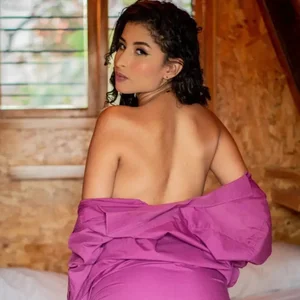 Ladymadinght Public Immagine 