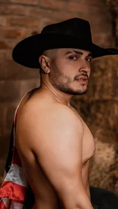 JossAckland ⚪️🔴🔵 4th of July ⚪️🔴🔵 Pic 3