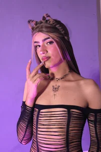 MiaRaven_ Pick 1 Pic 9