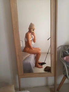 My body 🦋 de Lucke_Ccollins  3 Imagens