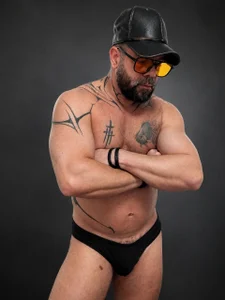 Ropa Interior de LatinoSensual45  Imagens
