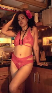 Come and get to know me. de ms_ivanna  6 photos