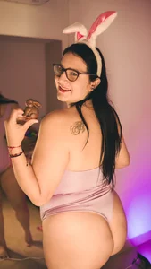 Soe_Lara Happy Easter 🥚 🐰🐇 Pic 8