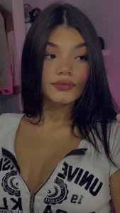 __Antonella_ Public টি ছবি