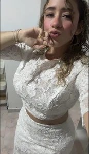 carolinecastle Kisses... Poză 3