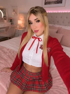 Lola_bunny0 Public Pic 2