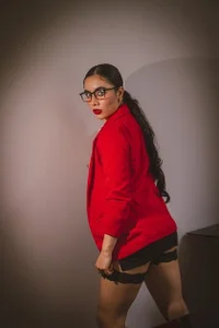 Samaanthaa_ Your sexy secretary will help you in your work Pic 2