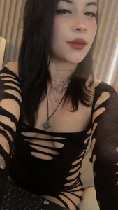 ZafiroCat Public Pic 4