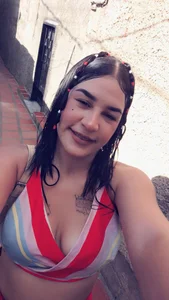mia69rober Public Foto